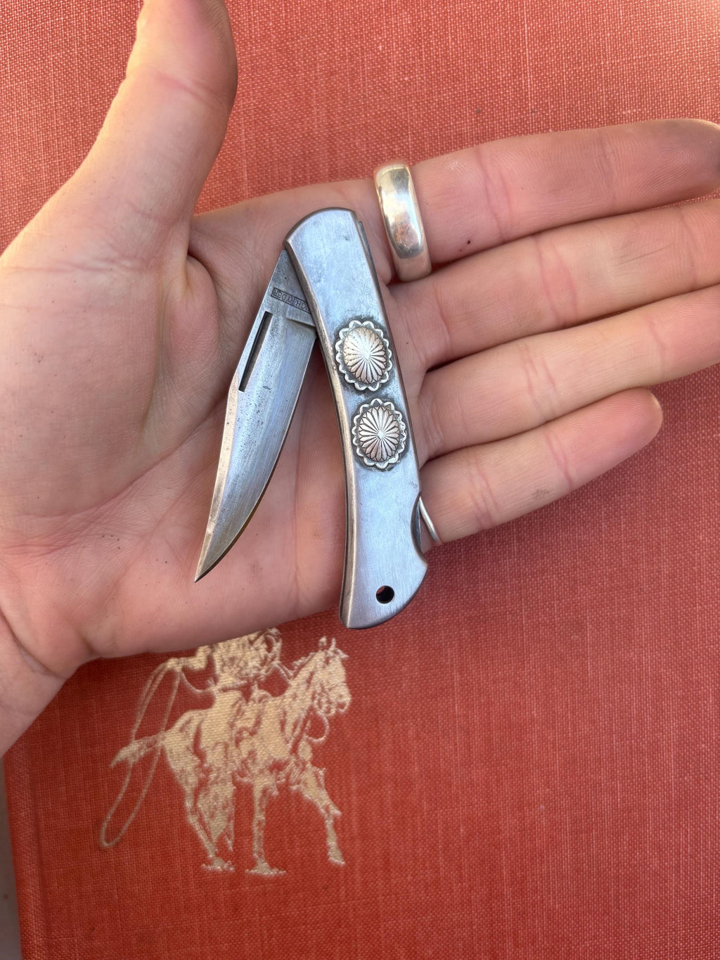 ✙ Sterling Silver Concho Pocket Knife
