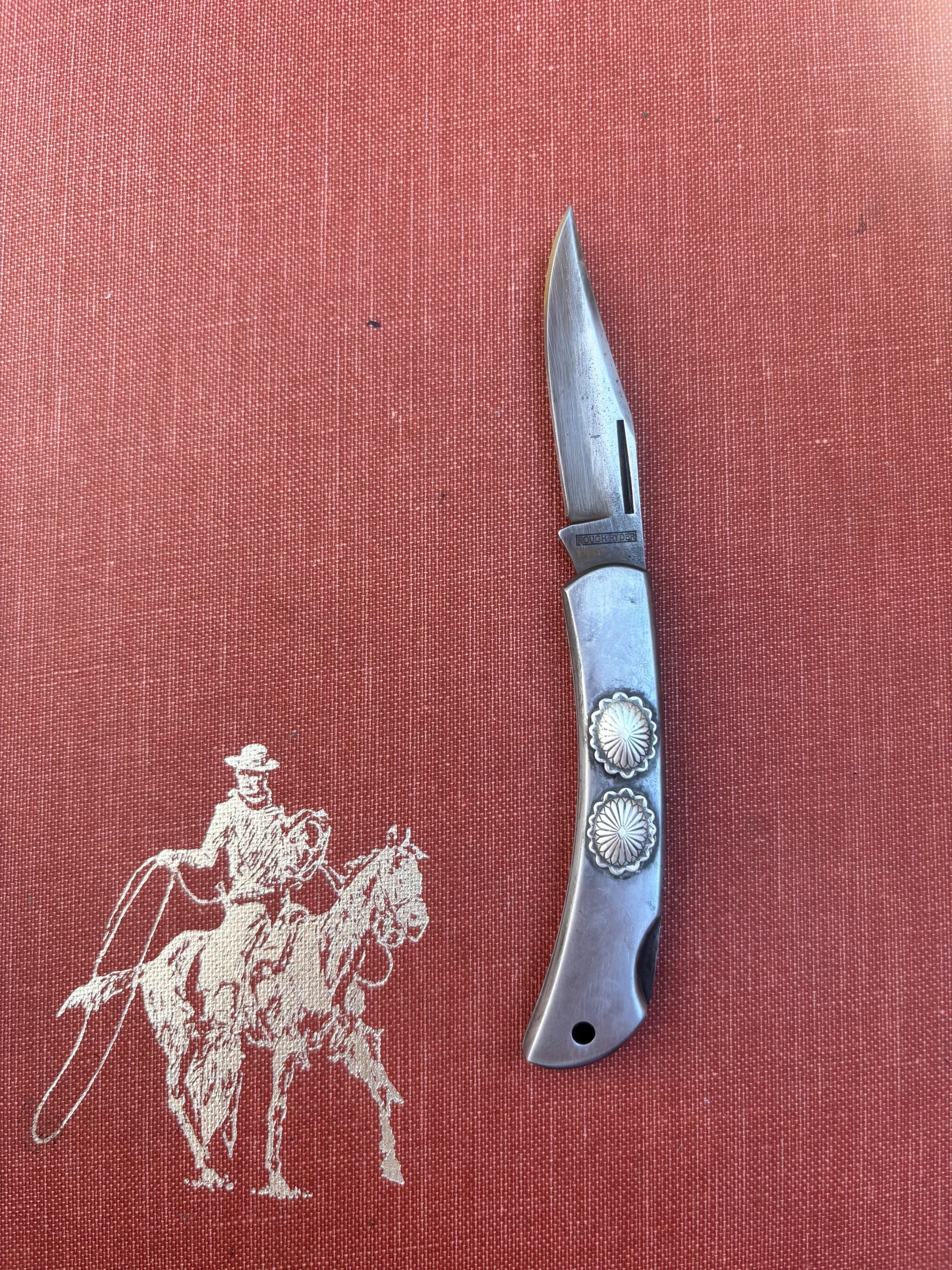 ✙ Sterling Silver Concho Pocket Knife