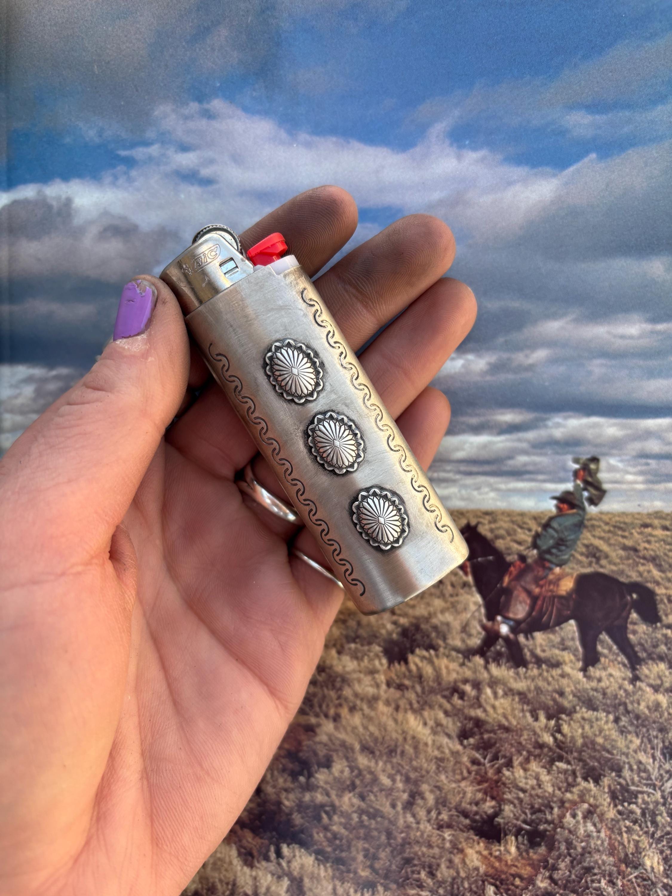 ✙ Concho Lighter Case