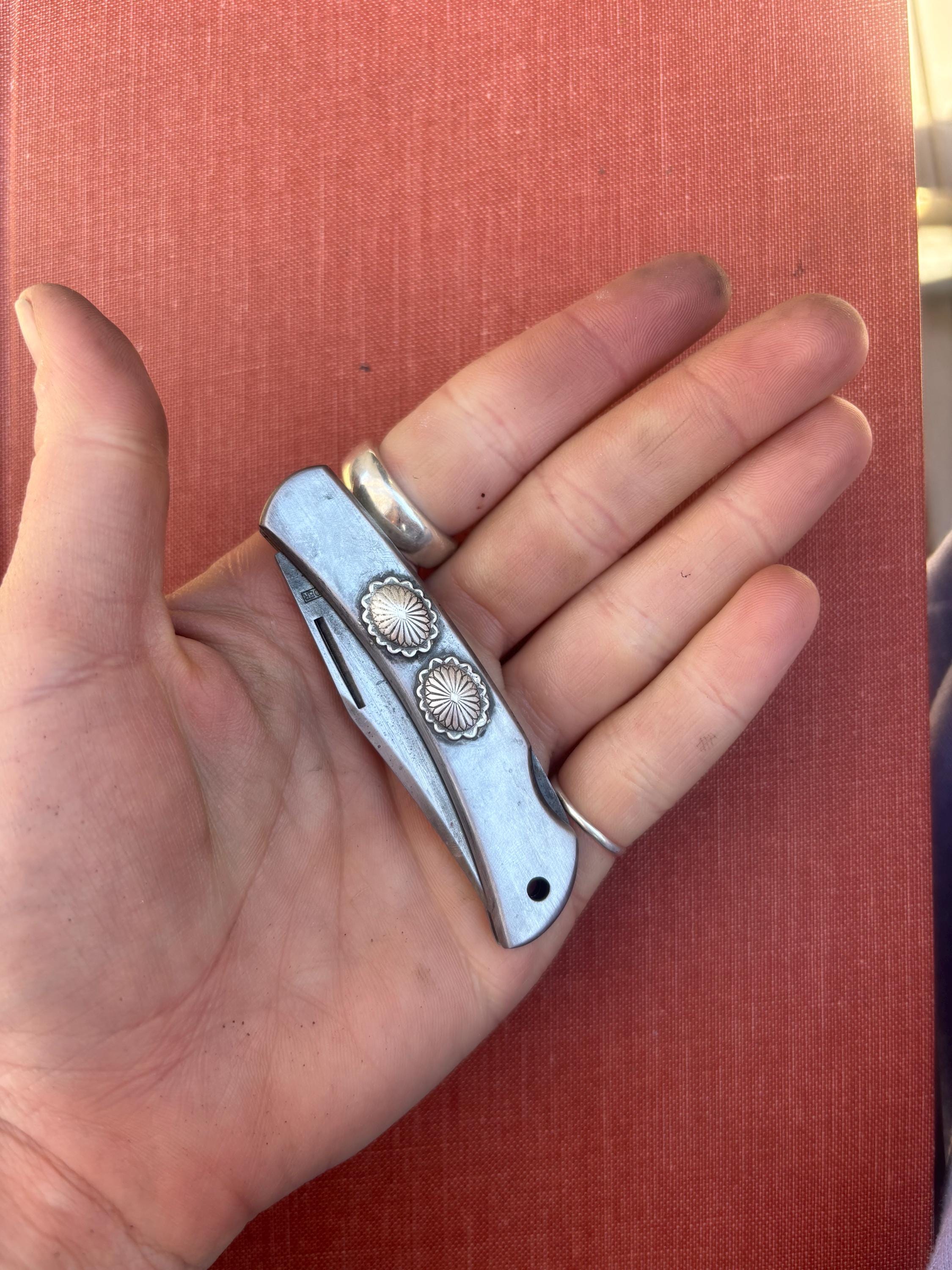 ✙ Sterling Silver Concho Pocket Knife