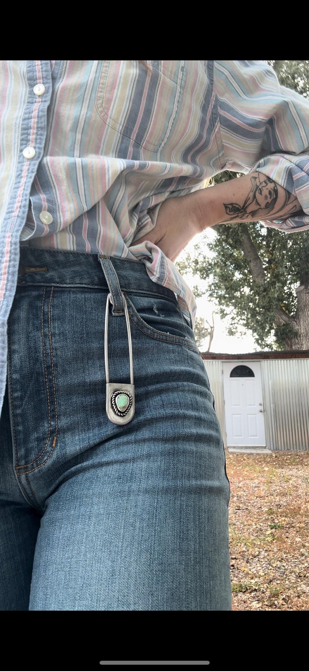 ✙ Jumbo Turquoise Safety
