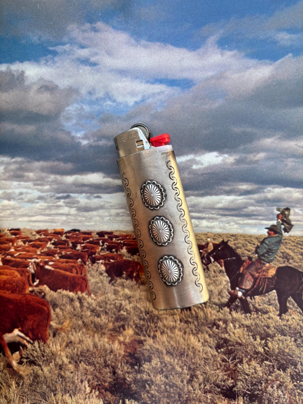 ✙ Concho Lighter Case